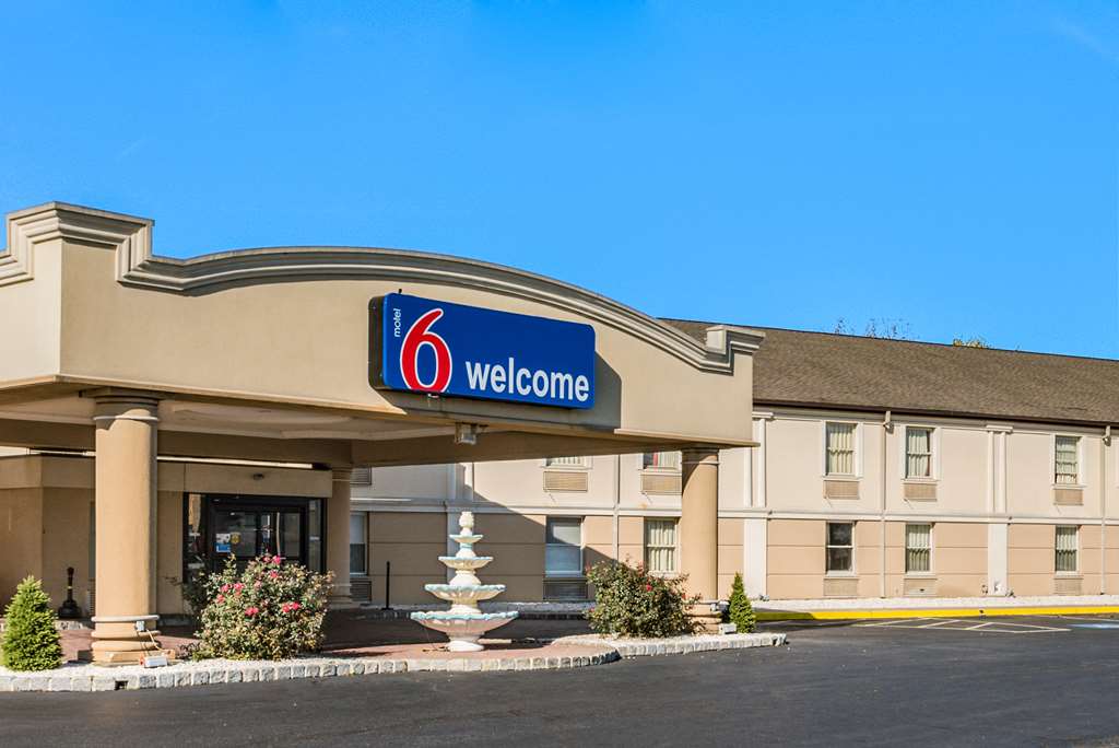 Motel 6 Levittown PA Bensalem - photo 3