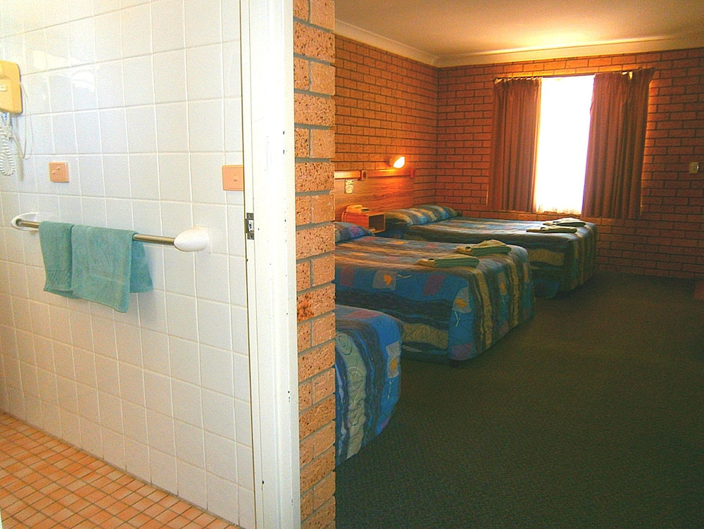 Aaron Inn Motel — hotel in Narrabri