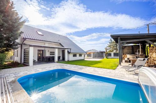 Sóstó Pihenőház By BLTN in Siofok, Hungary