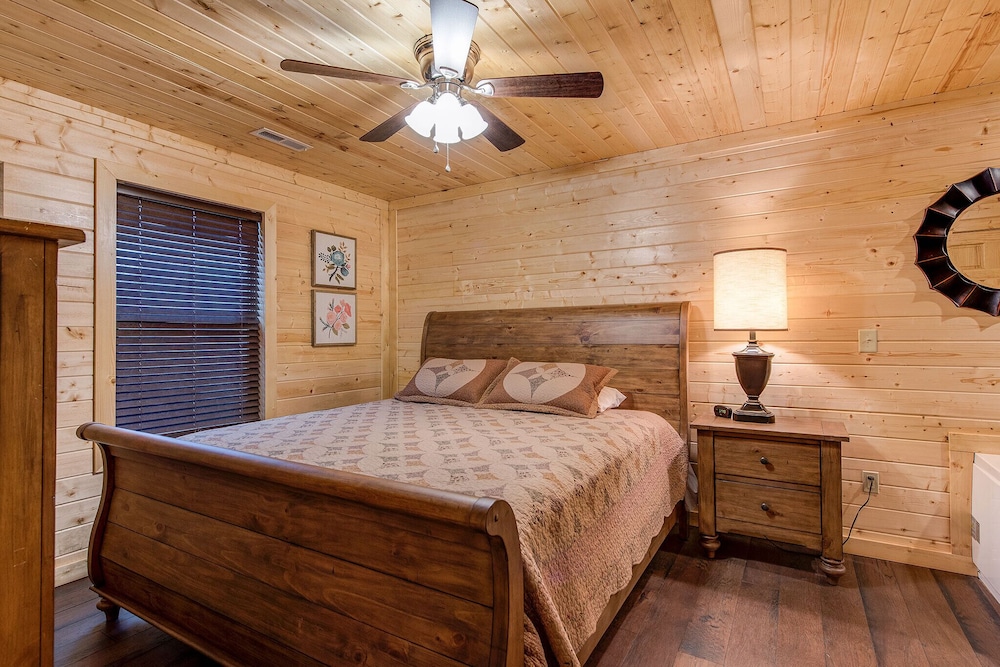 Emily's Hideaway - photo 11