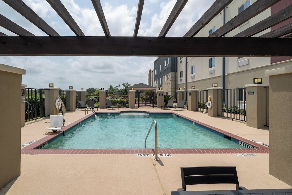 Candlewood Suites Deer Park TX by IHG - photo 27