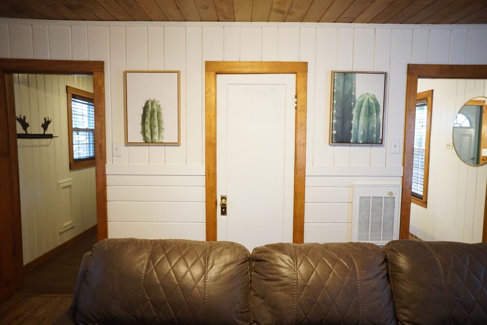 Shaver Lake Village Hotel - photo 47