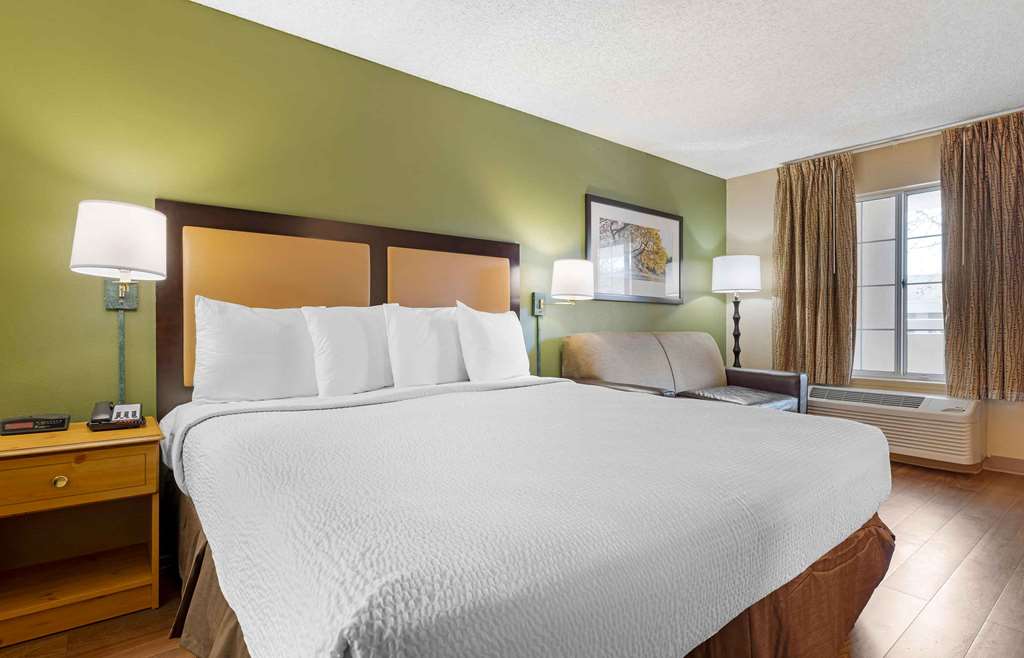 Extended Stay America Suites San Diego Fashion Valley - photo 31