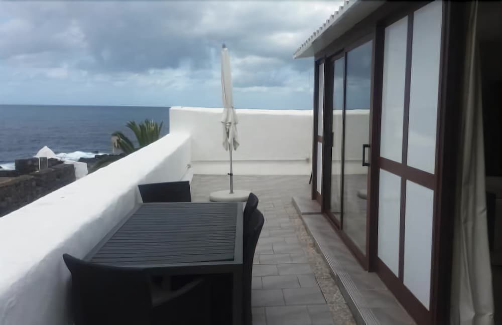 Isla Baja Suites in Garachico, Spain