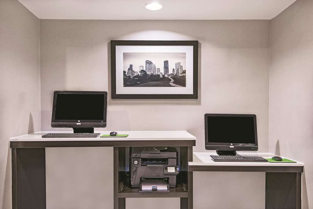 La Quinta Inn Suites Houston North Spring - photo 53