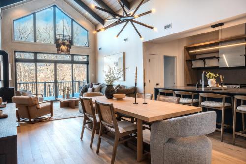 Tremblant Prestige Verbier 4 202 in Mont-Tremblant, Canada