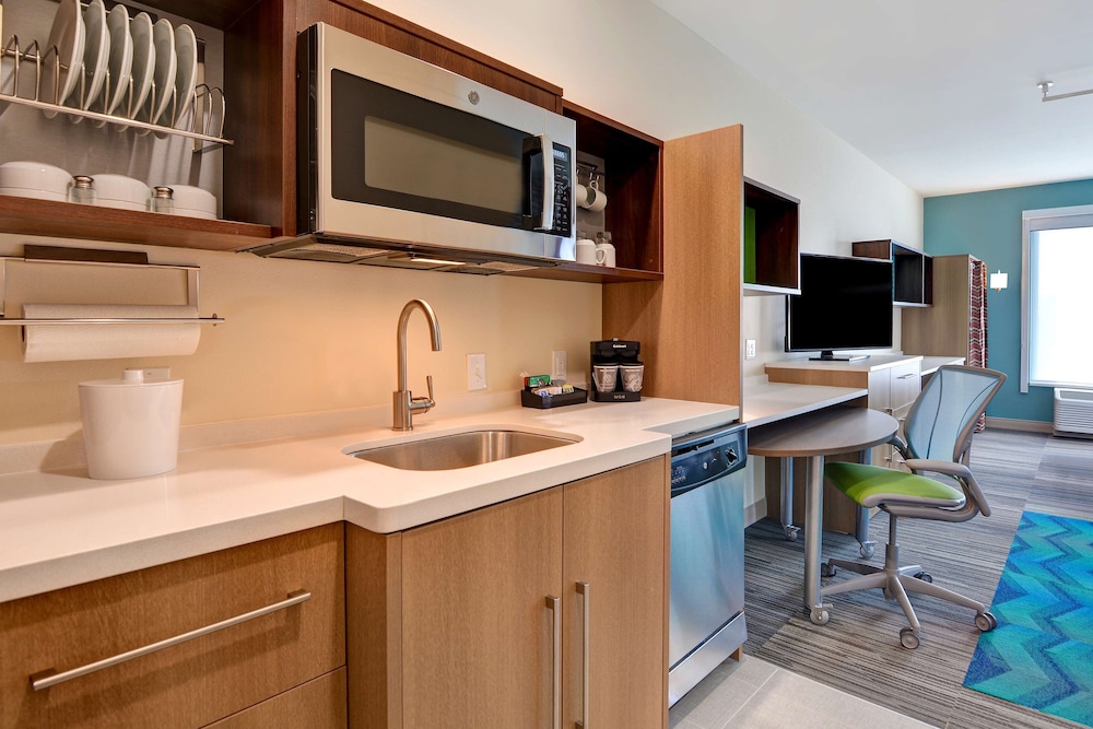 Home2 Suites by Hilton Savannah Midtown GA - photo 6