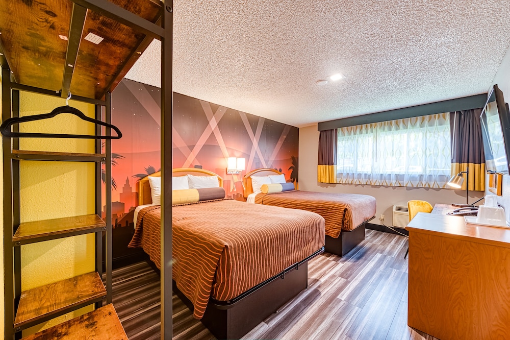 La Mirage Inn Hollywood - photo 11