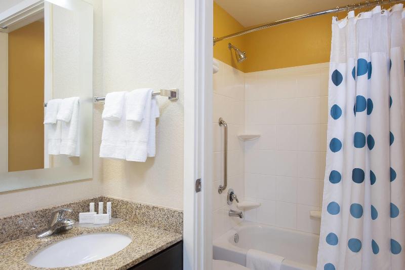 TownePlace Suites by Marriott Des Moines Urbandale - photo 48