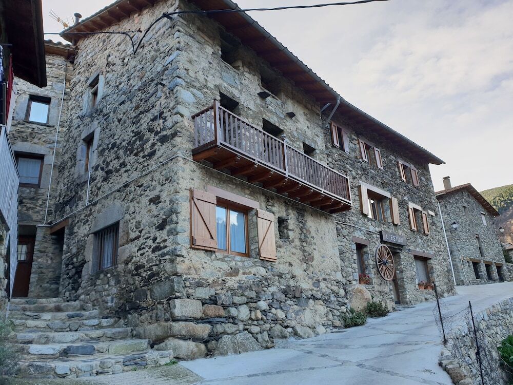 Apartaments Can Bundanci 10339893 — Camprodon