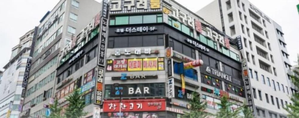 Hwasung Dongtan Thestay in Hwaseong-Si, South Korea