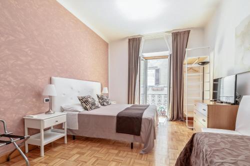 Urbana Apartment Colosseum — 4-Star Luxury Hotel in Rome, Italy