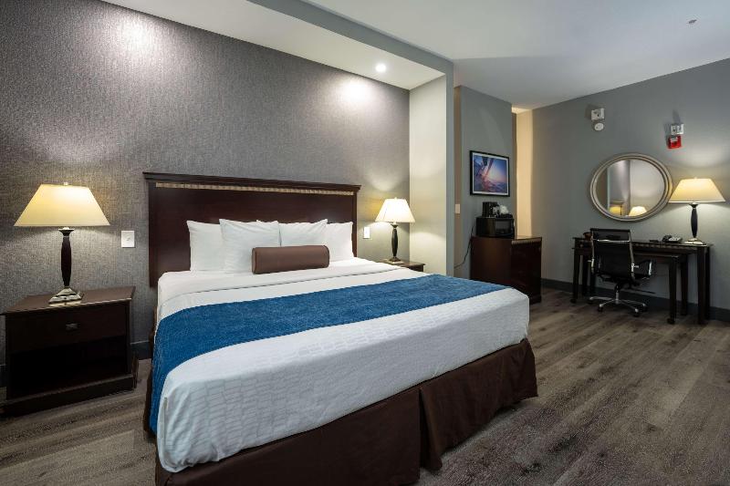 Comfort Suites Seabrook Kemah - photo 62