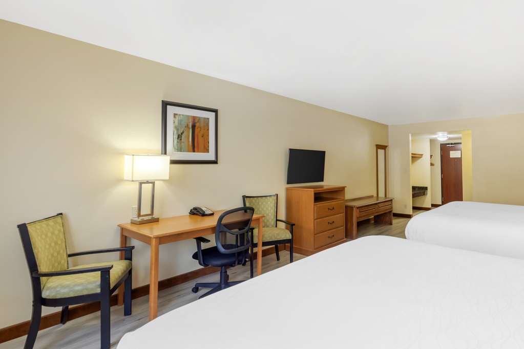 Best Western Kiva Inn - photo 26