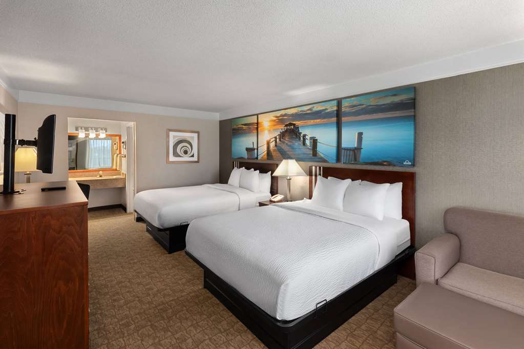 Days Inn by Wyndham Columbia Kentucky - photo 23
