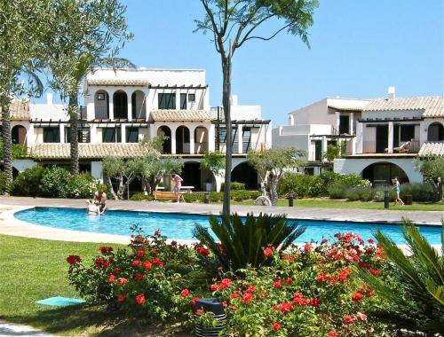 Gladiolus — 4-Star Luxury Hotel in El Perello, Spain