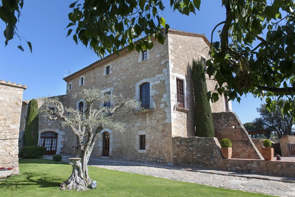 Hotel Molí de l’Escala in L'escala, Spain