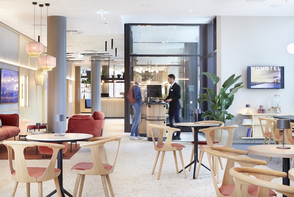 Novotel Hamburg Central Station — 4-Star Luxury Hotel in Hamburg, Germany