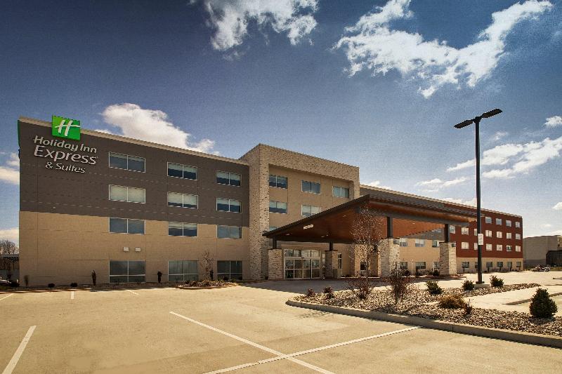 Holiday Inn Express Suites Mount Vernon By Ihg — Mount Vernon