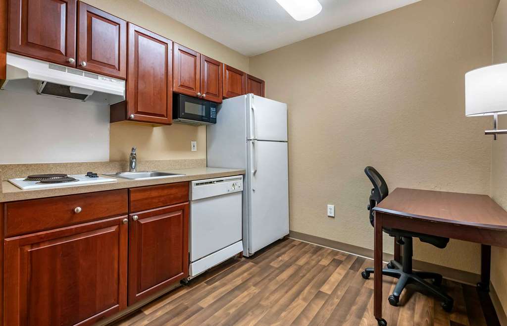 Extended Stay America Suites Austin Northwest Research Park - photo 12