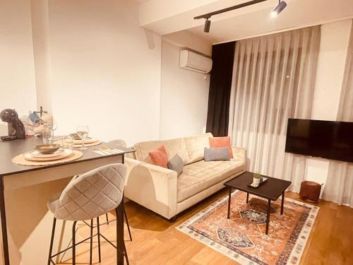 Central Apartment Prishtina — 4-Star Luxury Hotel in Pristina, Kosovo