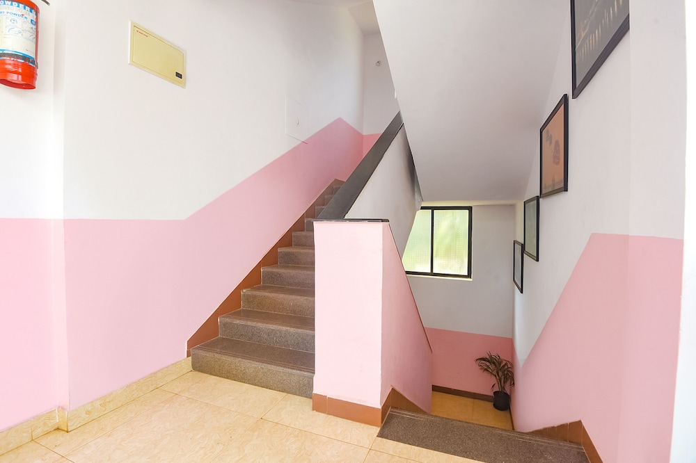 Fabexpress Neelratna — Saligao — photo 4
