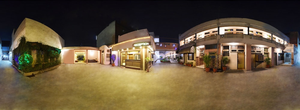 Hotel Palace - last minute hotel in Amritsar