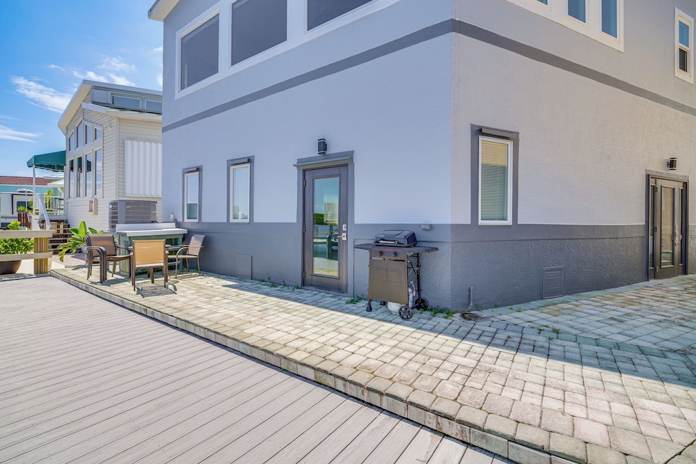 Beach Access & Resort Amenities: Jensen Beach Home - photo 25