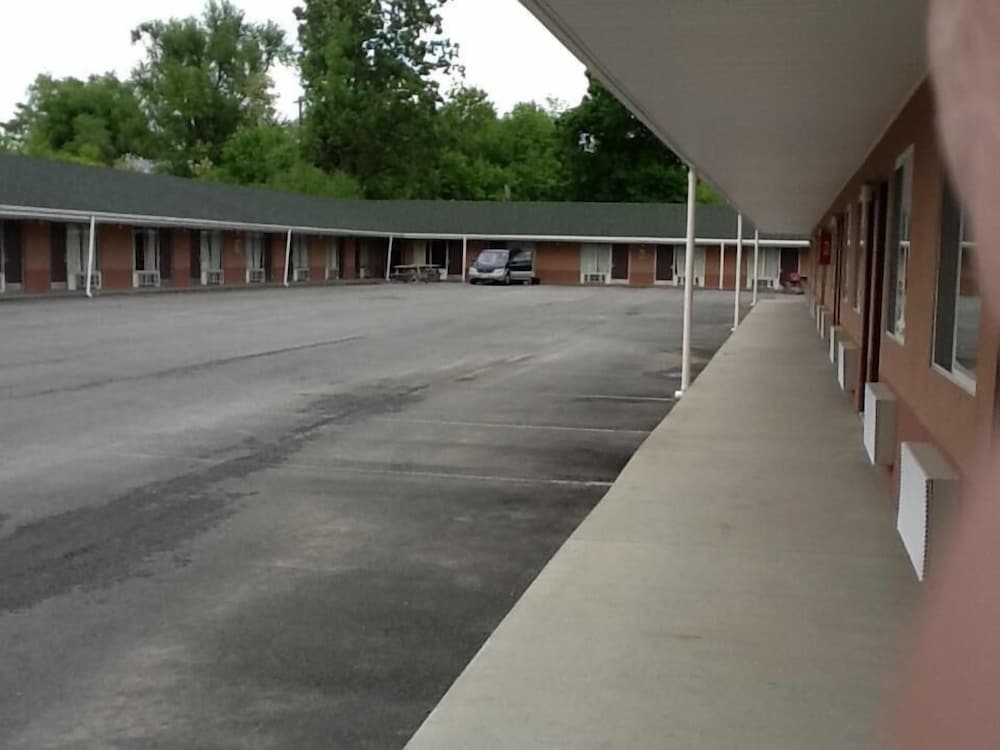 Caronoda Motel - photo 33