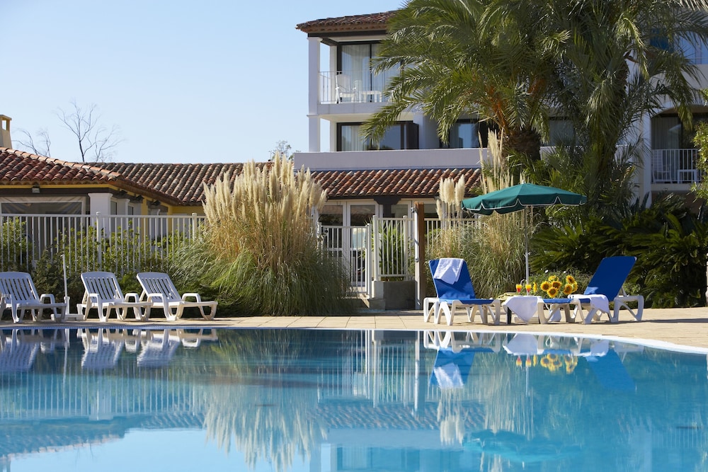 Sowell Family Port Grimaud — 4-Star Luxury Hotel in Paris, France