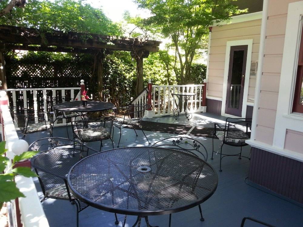 Hennessey House - photo 28