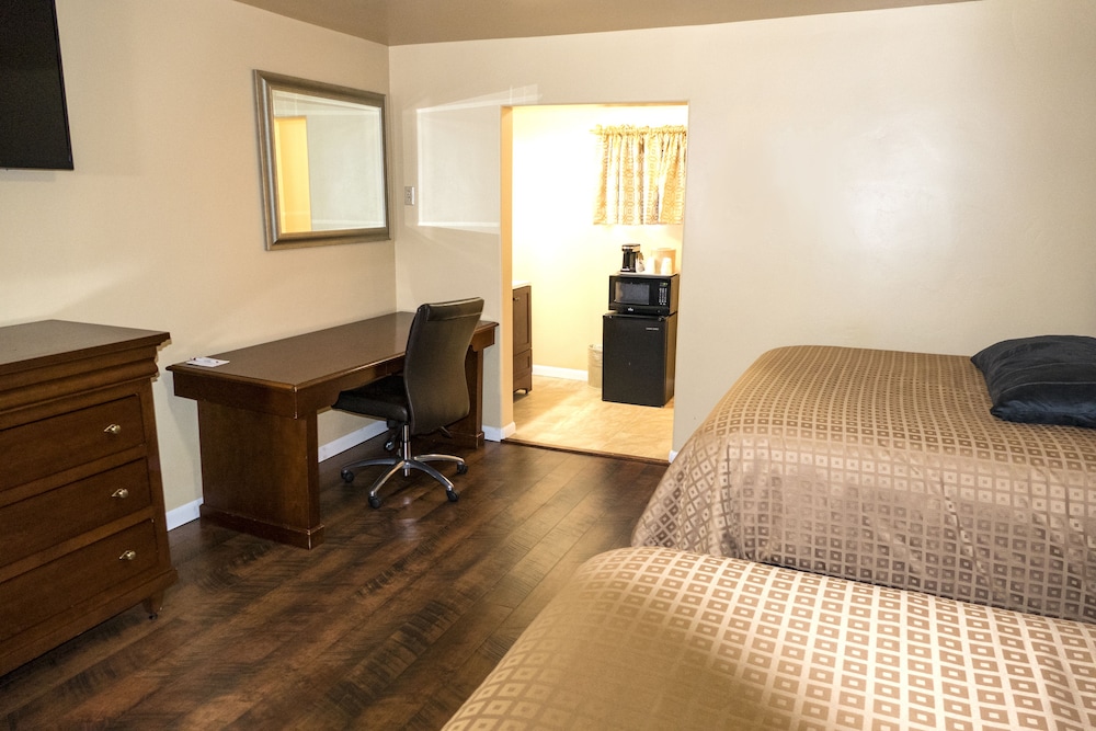 Abram Inn & Suites - photo 44
