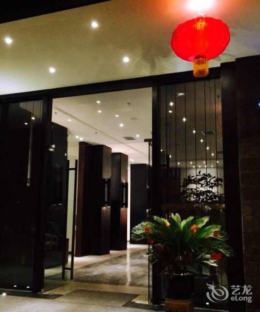 The Hotel Zen Urban Resort — 4-Star Luxury Hotel in Chengdu, People's Republic of China