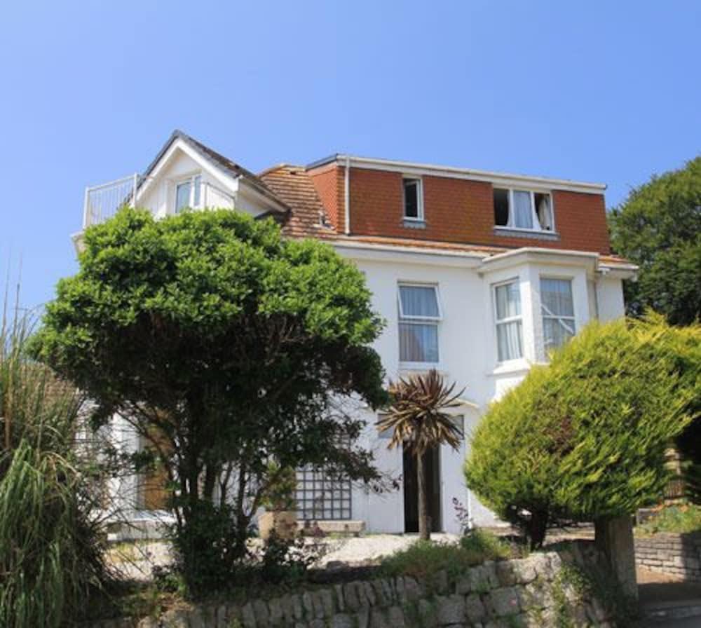 Falmouth Beach Hotel