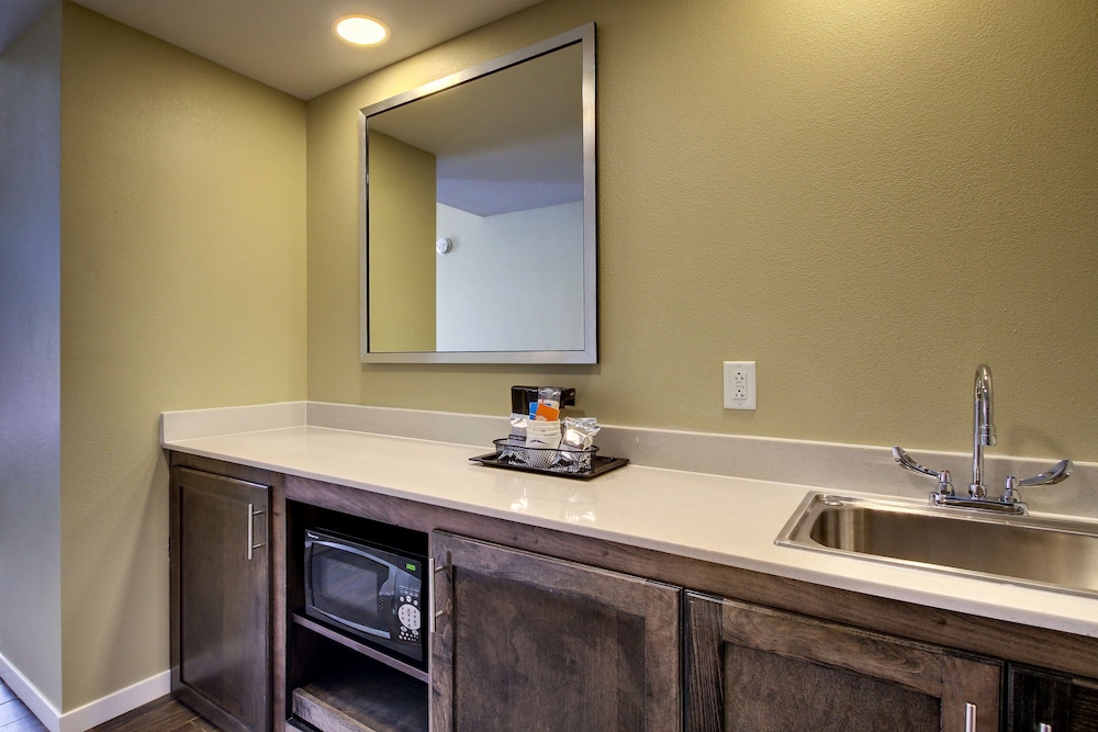Hampton Inn & Suites Cordele - photo 30