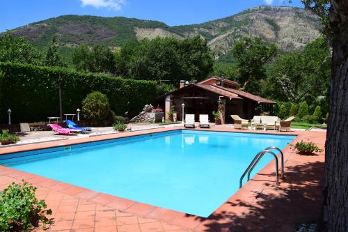 Casale Santa Croce pet-friendly hotel Pastena