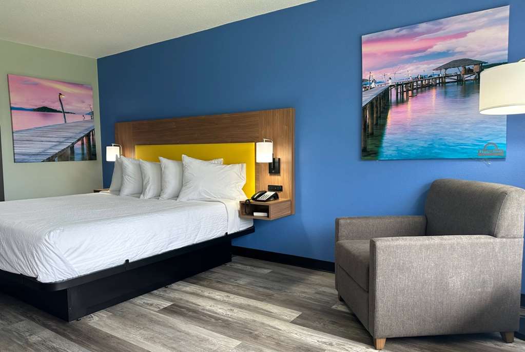 Days Inn & Suites by Wyndham Jennings - photo 27