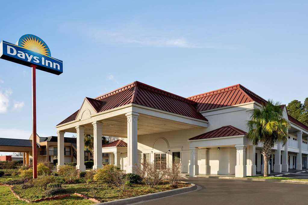 Days Inn by Wyndham Dillon - photo 4
