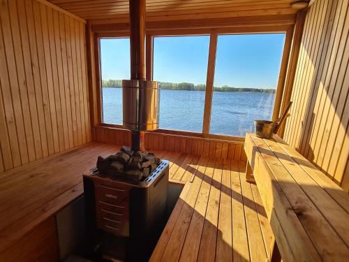 Lämmijärve parvsaun in Vaerska, Estonia