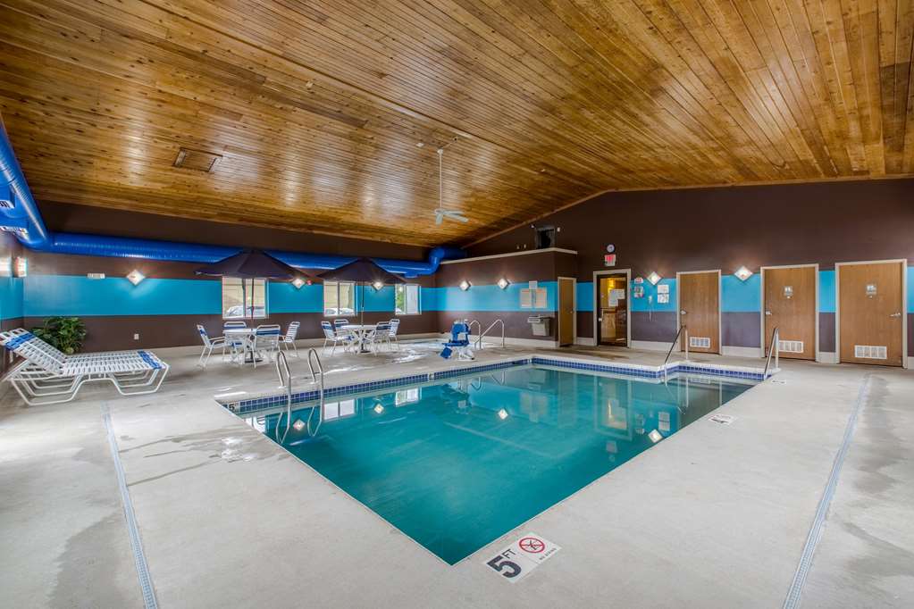 Motel 6 Baraboo WI Lake Delton - photo 8