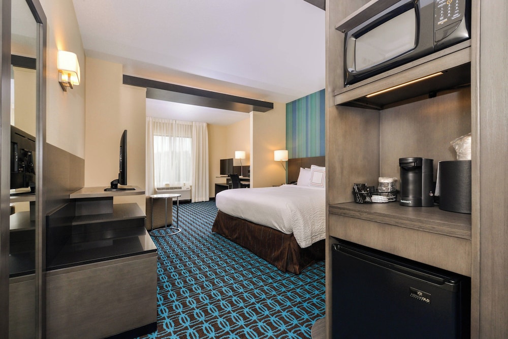 Fairfield Inn & Suites by Marriott Raleigh Cary - photo 18