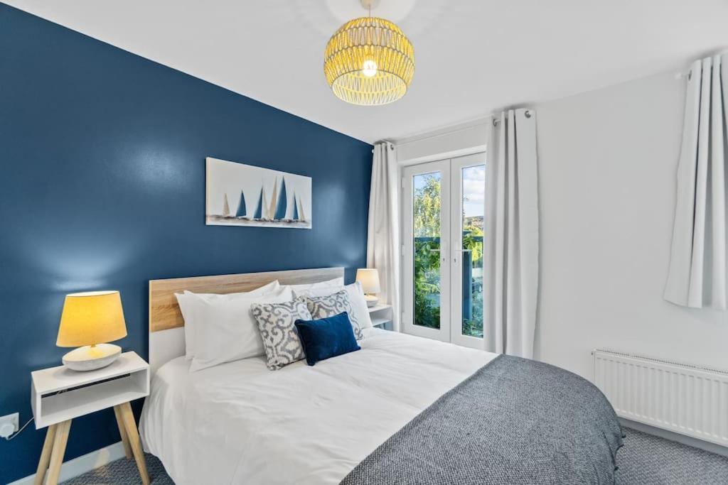 Charming Sea Haven House Close To the Marina — 4-Star Luxury Hotel in Plymouth, United Kingdom