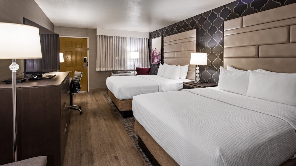 Abbey Inn - photo 20