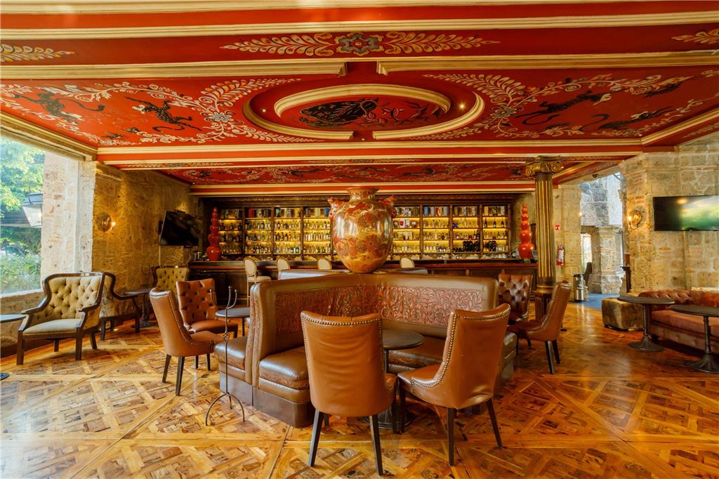 Tierra Mia restaurant