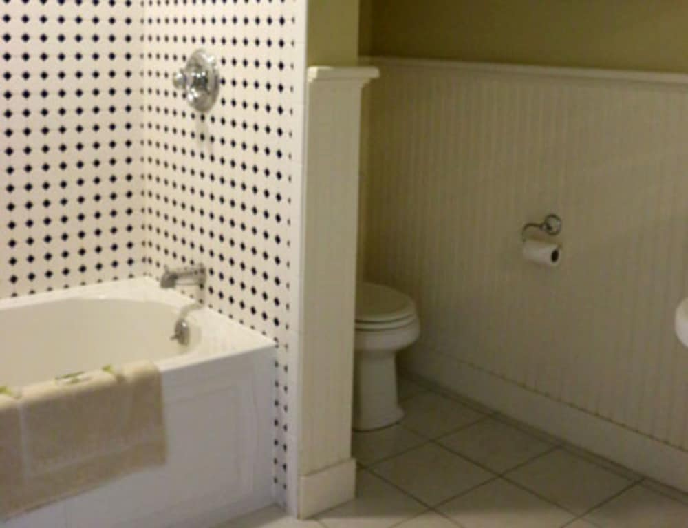 Kearsarge Inn - photo 35