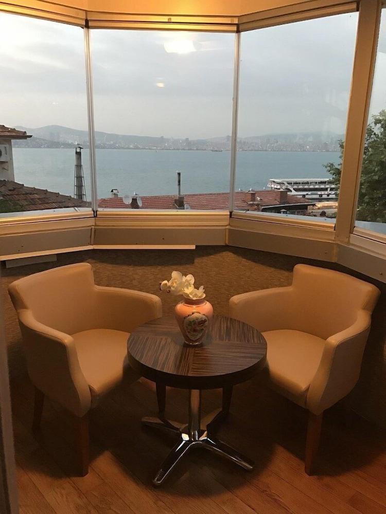 Marine House Boutiqe Hotel in Adalar, Turkey