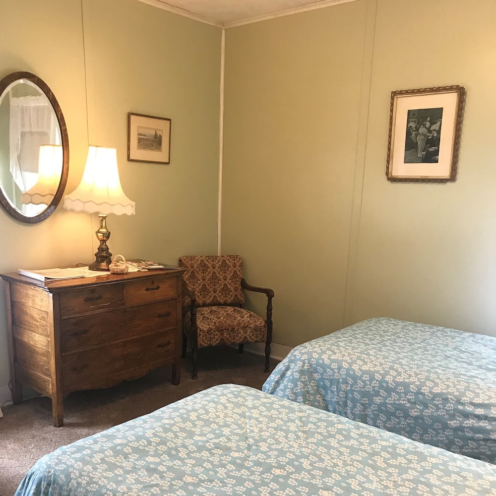 The Inn at Starlight Lake - photo 8