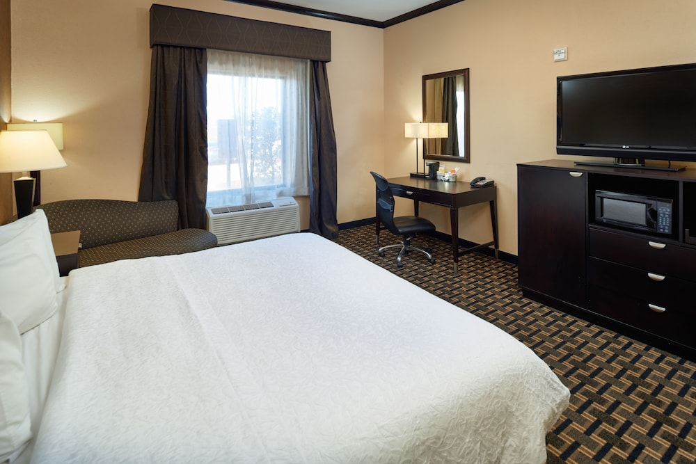 Hampton Inn & Suites Longview North - photo 10