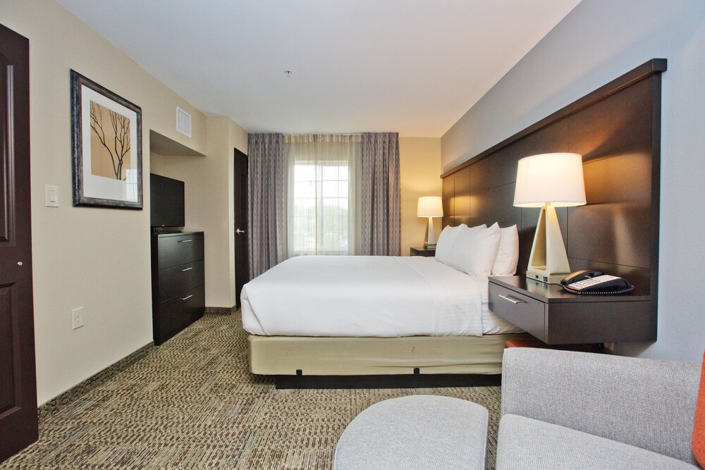 Staybridge Suites Austin South Interstate Hwy 35 by IHG - photo 15