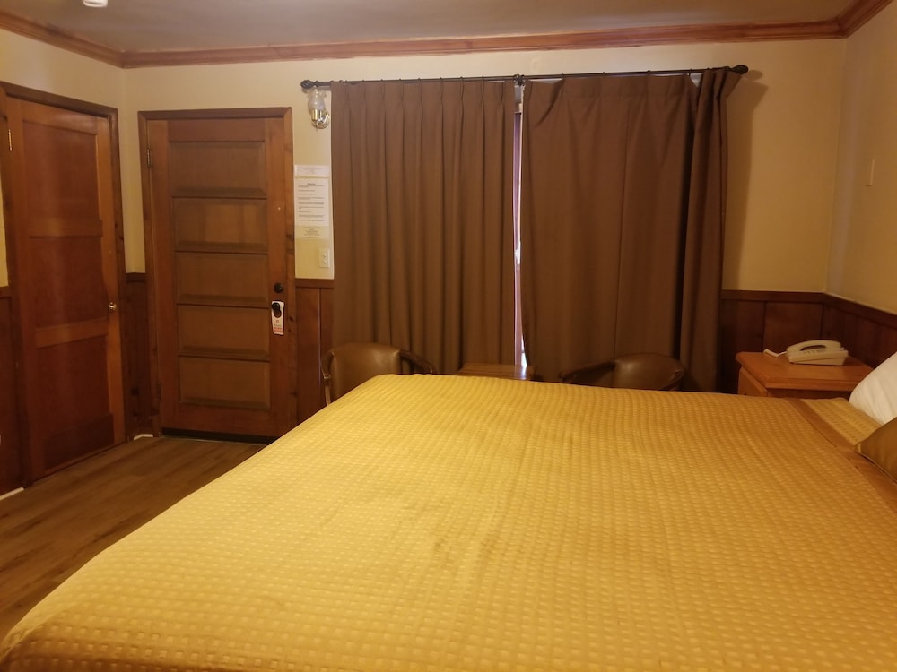 Kernville Inn - photo 23